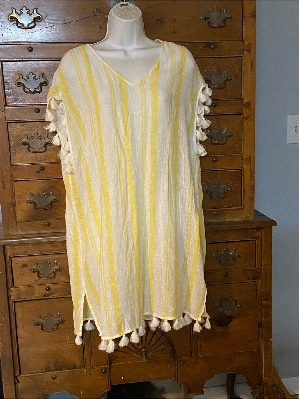 (A14)Yellow & White Striped Tassel Beach Cover-Up Size L C&C California